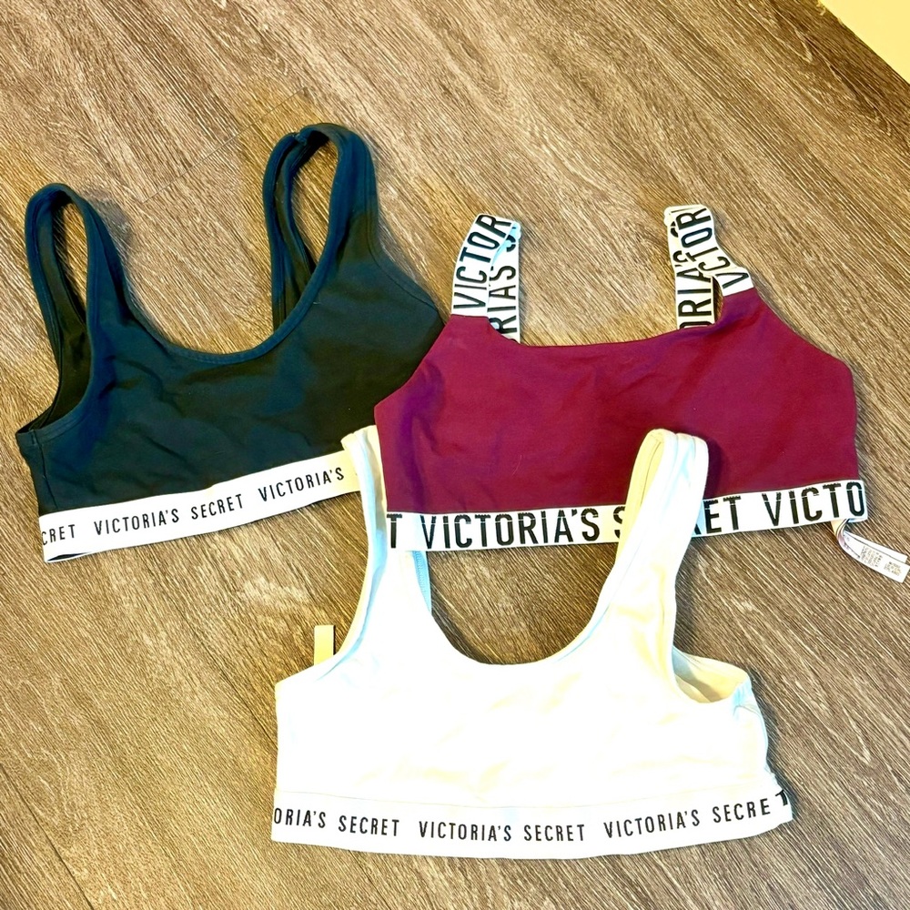 Victoria's Secret Women's Sports Bra Bundle